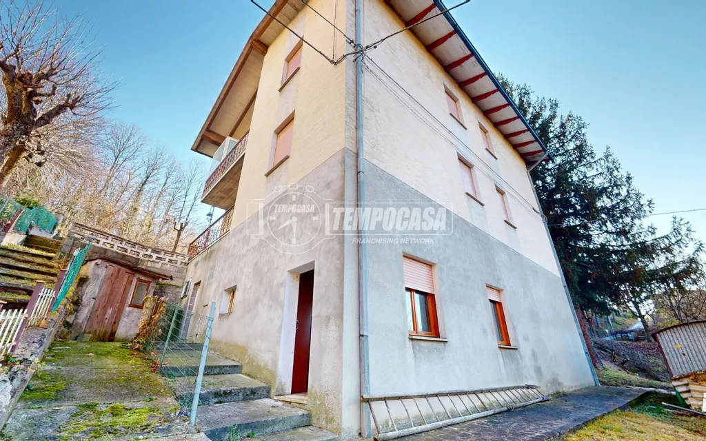 Välivaade - Spacious Apartment with Garden in Zocca Centre