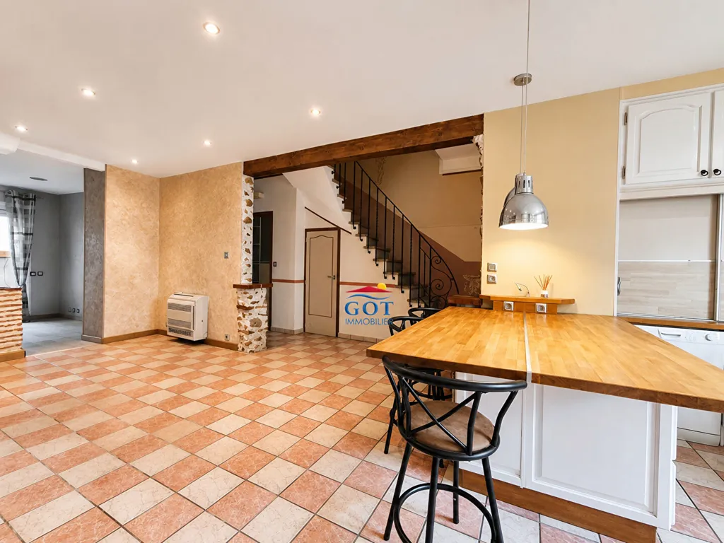 Cuisine - Maison de Ville avec Terrasse sans Vis-à-Vis à Bompas