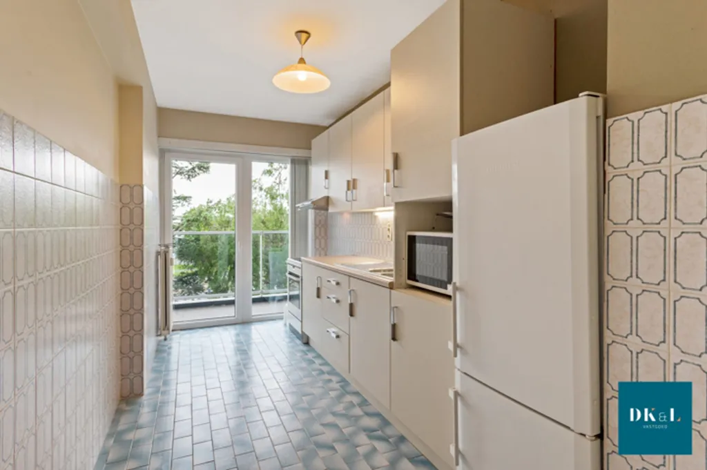 Kitchen - Apartment with Terraces in Antwerp's Van Liere