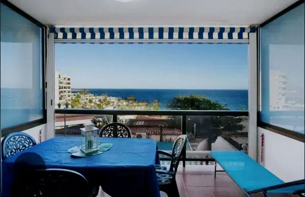 Terrass - 1-Bedroom Apartment with Pool in San Agustín