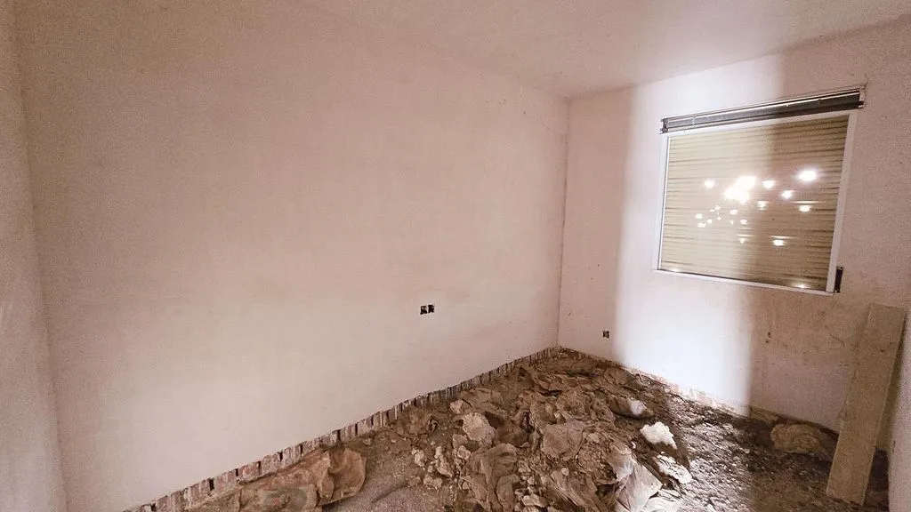 Toad - Corner Chalet with Patio in Pedroche