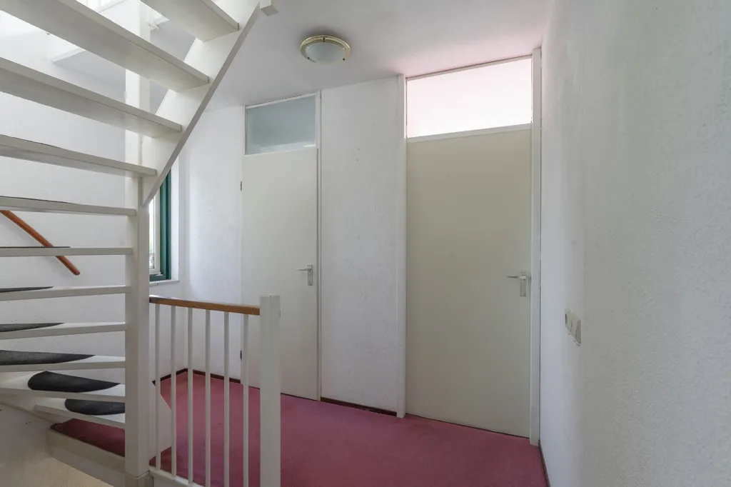 Toad - Two-Storey House with Garden in Elst