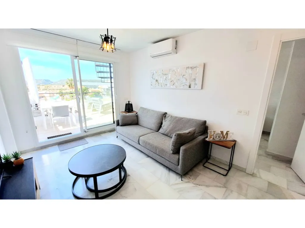 Elutuba - Reformed Penthouse with Private Solárium in Casares