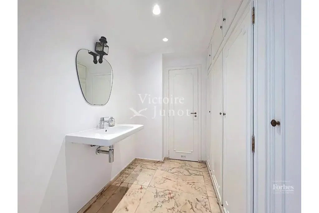 Bagni - Bright Apartment with Terrace in Forest