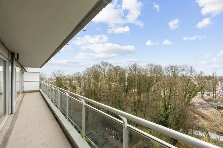 Balcone - Apartment with Canal View in Deurne, Antwerp