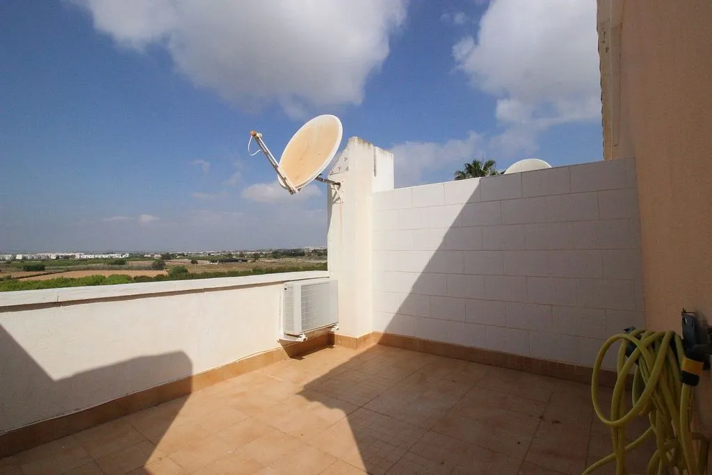 Terrass - Terraced House with Pool in Calle Bruselas