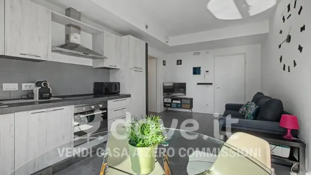 Kitchen - Modern Apartment with Balcony in Milan