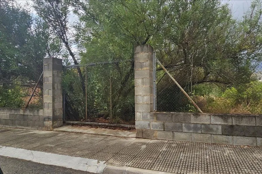 Aed - Urban Land with Demolition Plot in Beniarbeig