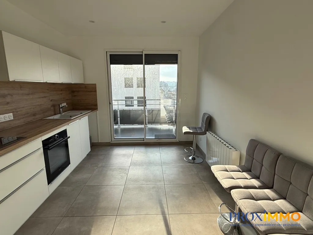 Cuisine - Appartement T3 Duplex avec Terrasse au Centre