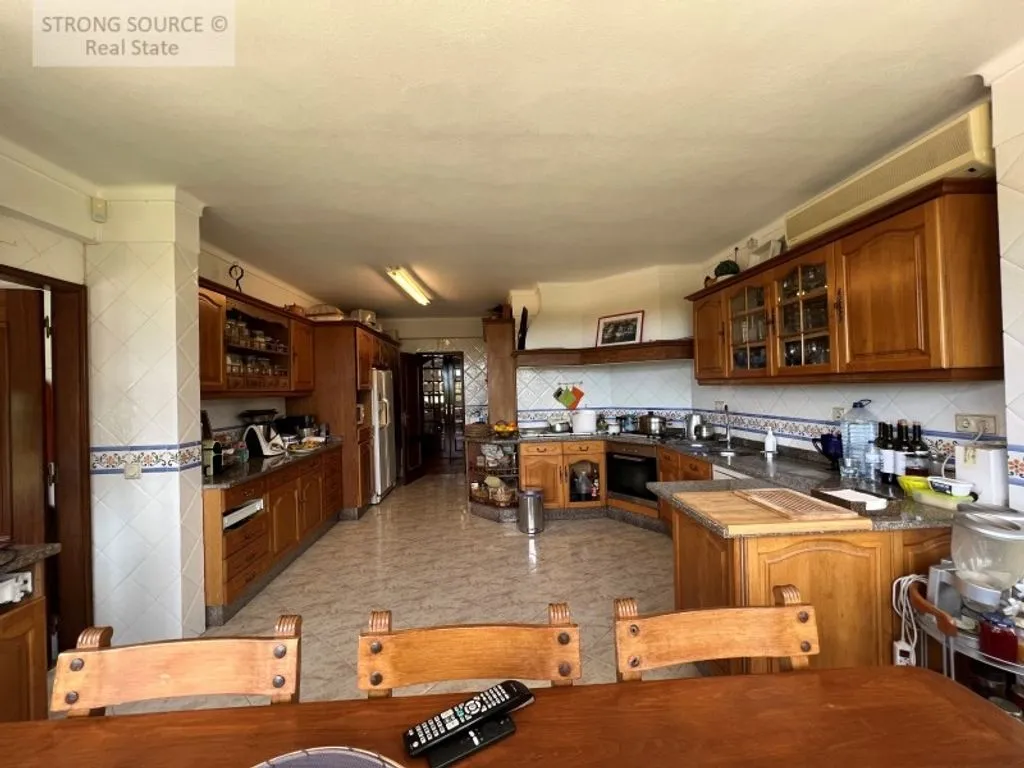 Salle à manger - Luxury Detached Villa with Pool in Casal das Figueiras