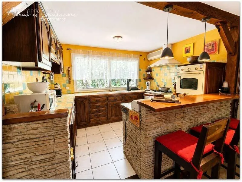 Cuisine - Villa Familiale avec Piscine à Roujan