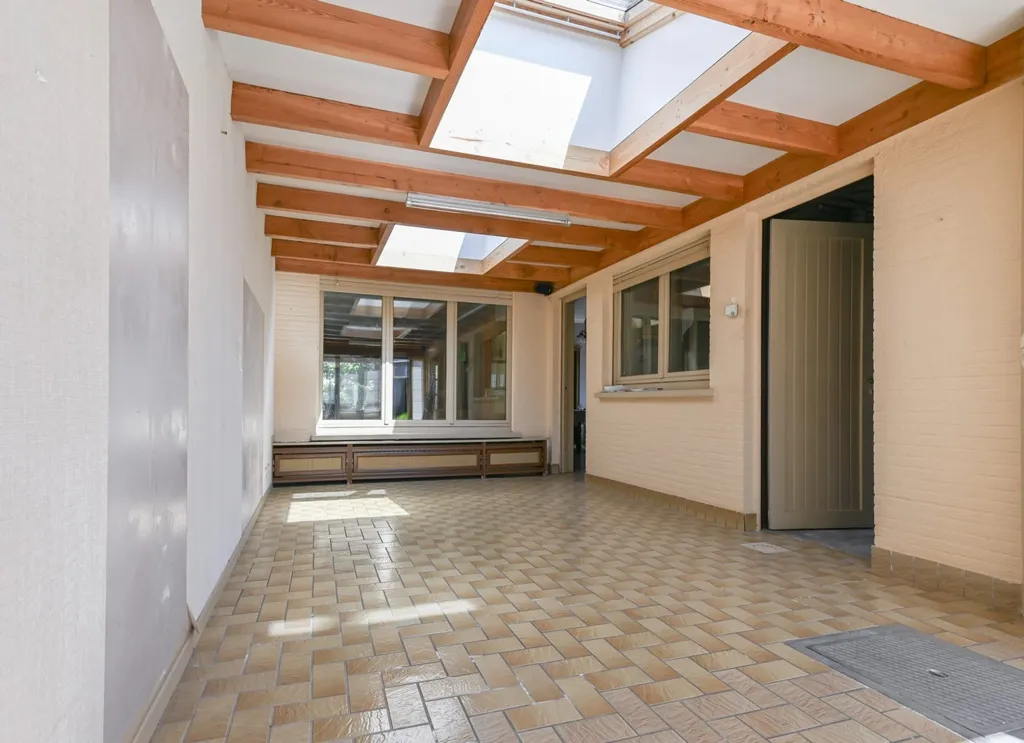 Garaaž - Half-Open House with Veranda in Bornem