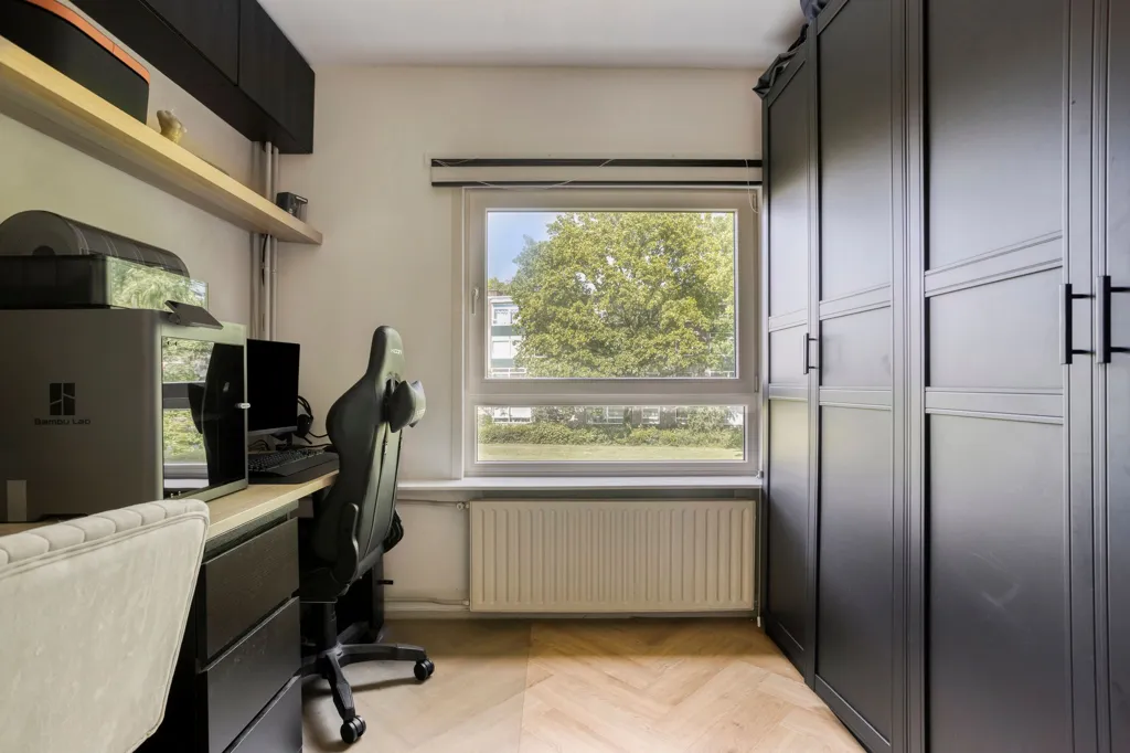 Kabinet - Porte-cochère Flat with Balcony in Apeldoorn
