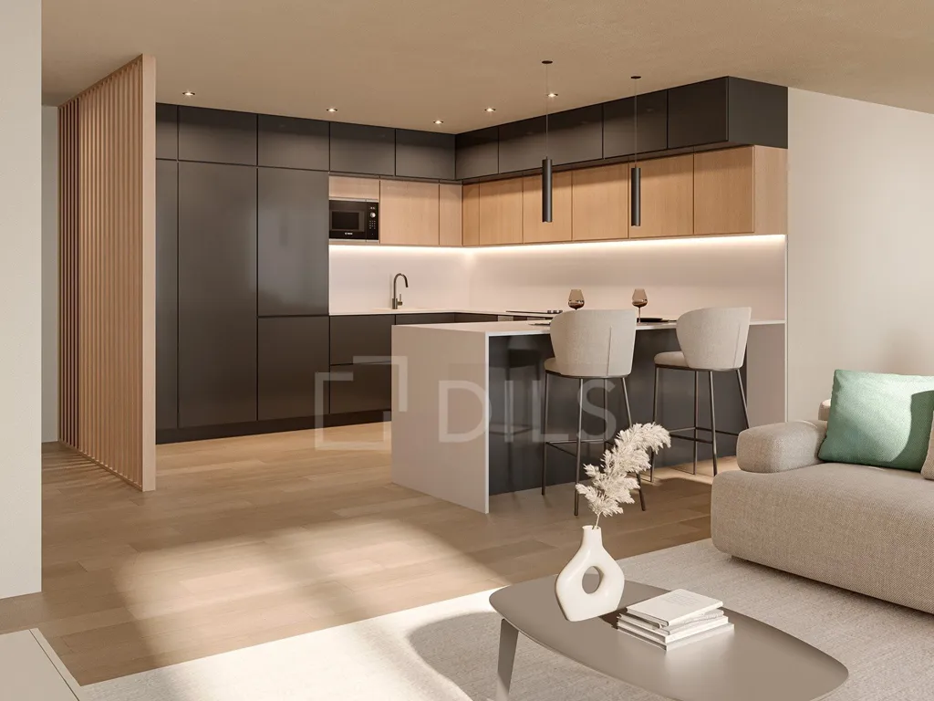 Luxury Flat with Balcony in Benfica, Lisbon