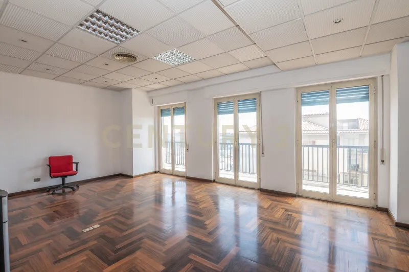 Kabinet - Panoramic Apartment with Balcony in Ragusa