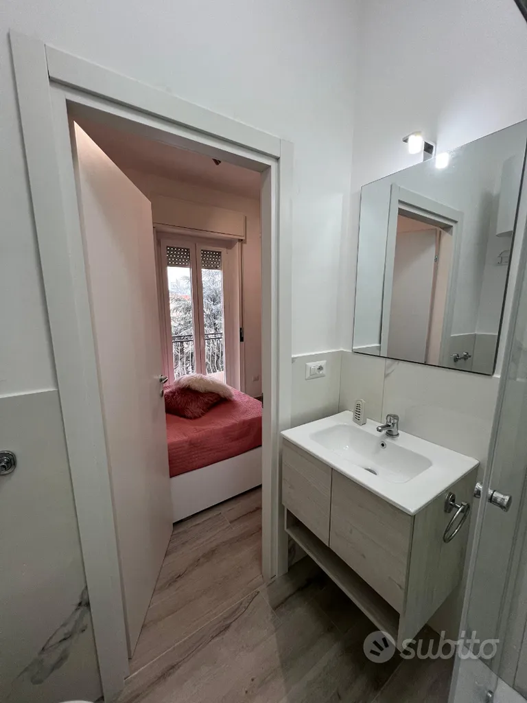 Vannitoad - Furnished Studio in Caserta Centre