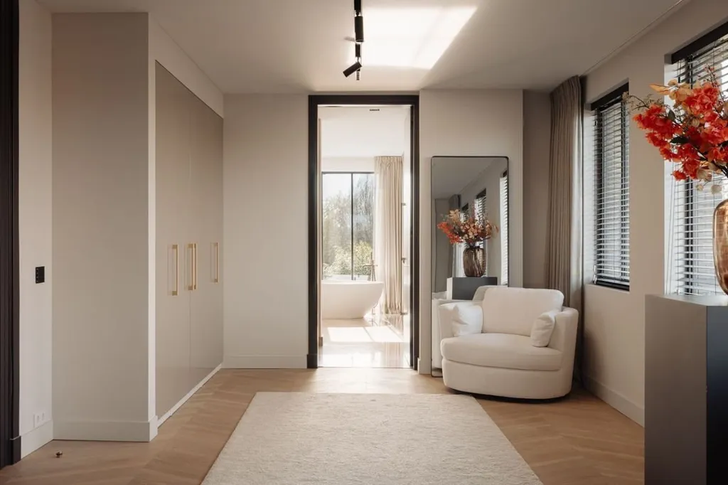Hallway - Villa with River View on Amsteldijk Noord