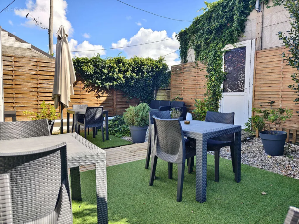 Terrass - Established Restaurant with Terrace in Berck