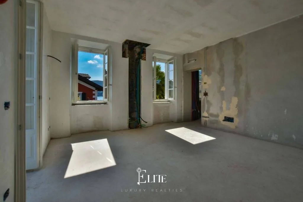 Pièces - Luxury Villa with Lake View in Stresa