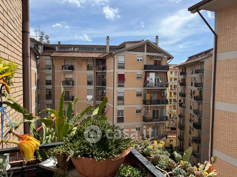 Balcon - Spacious Apartment with Balcony in Rome