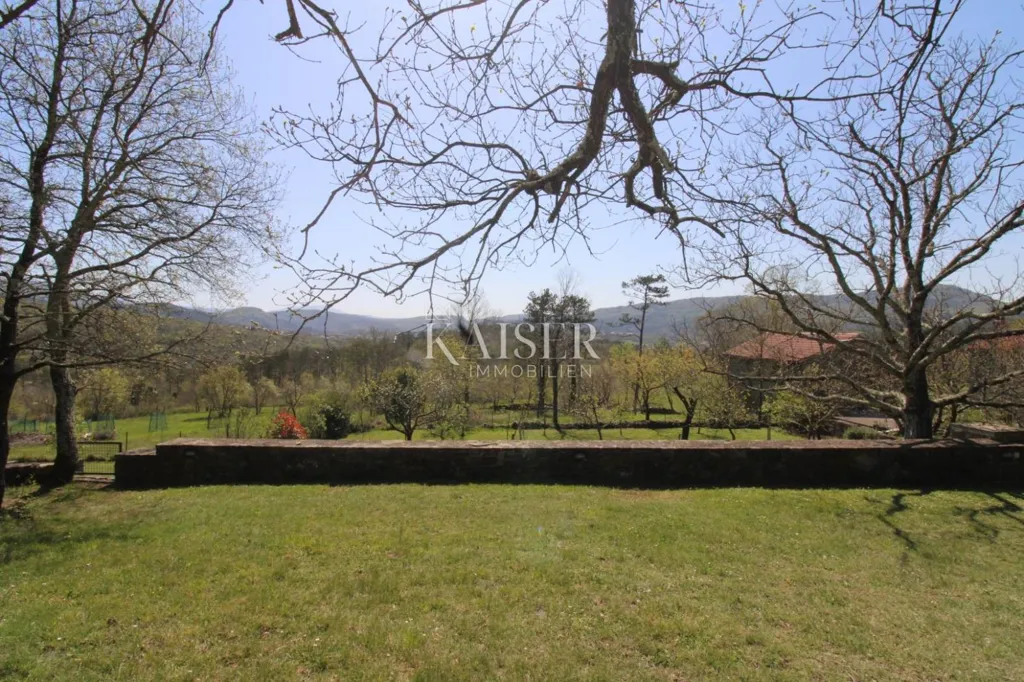 Jardin - Country House with Large Garden in Buzet