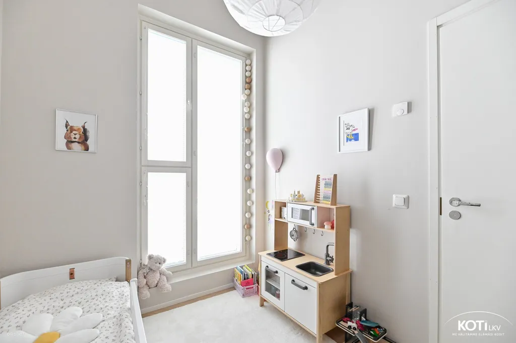 Magamistoad - Corner Flat with Glazed Balcony in Saunalahti