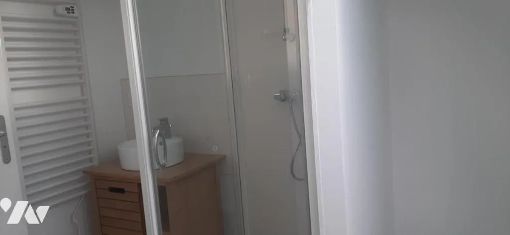 Bathrooms - 3-Bedroom Apartment with Parking in Évrecy
