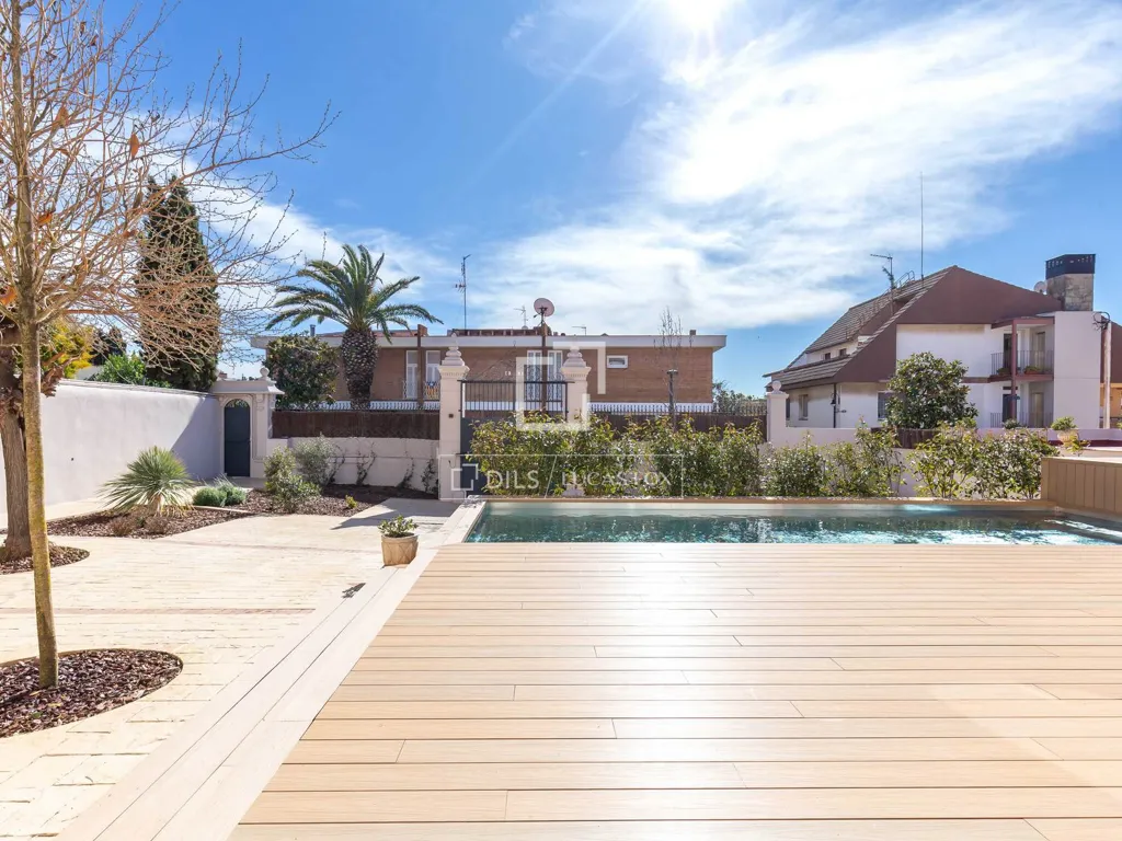Pool - Historic House with Pool in Sant Just Desvern