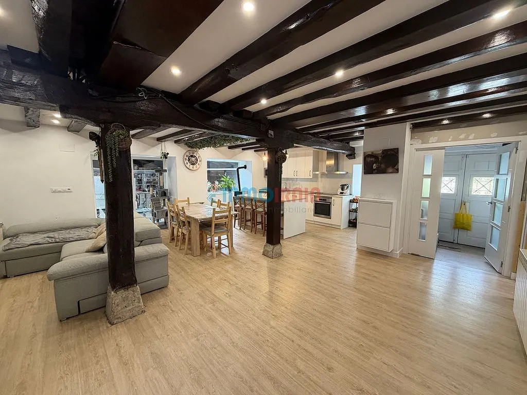Séjour - Chalet with Pool and Terrace in Ataun