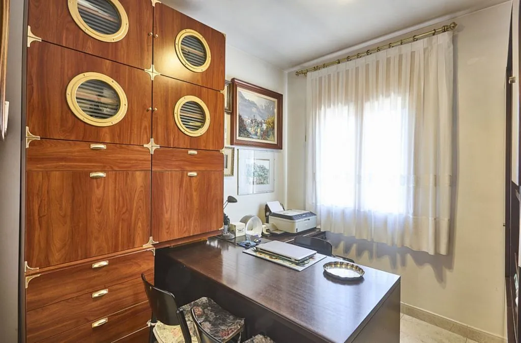 Bureau - Chalet with Terraces in Monistrol de Montserrat