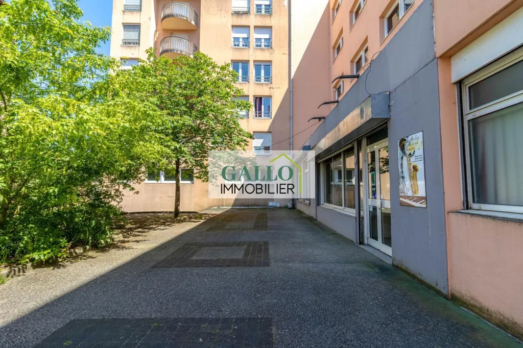 Giardino - Studio with Parking in Bourgoin-Jallieu