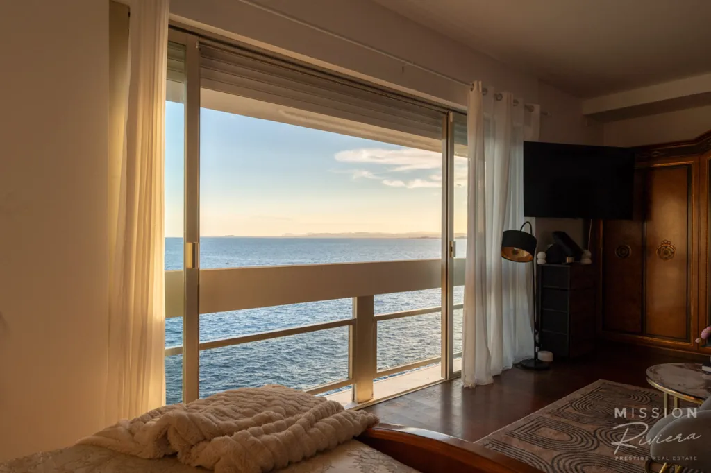 Chambres - Appartement Duplex avec Vue Mer au Cap de Nice