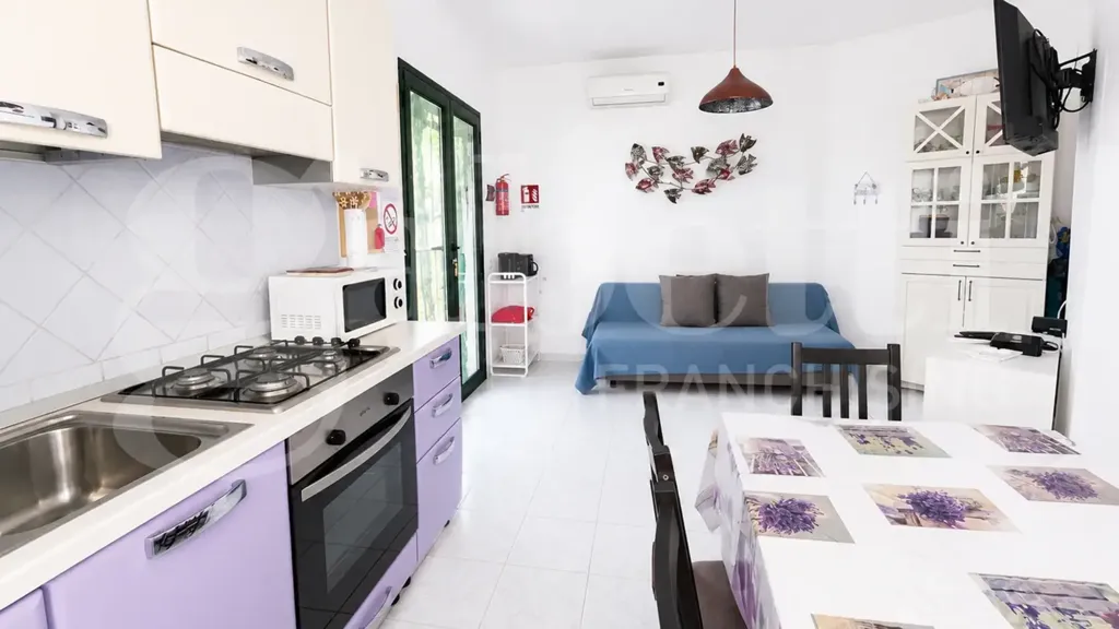 Cuisine - Ground Floor Apartment with Veranda in Budoni