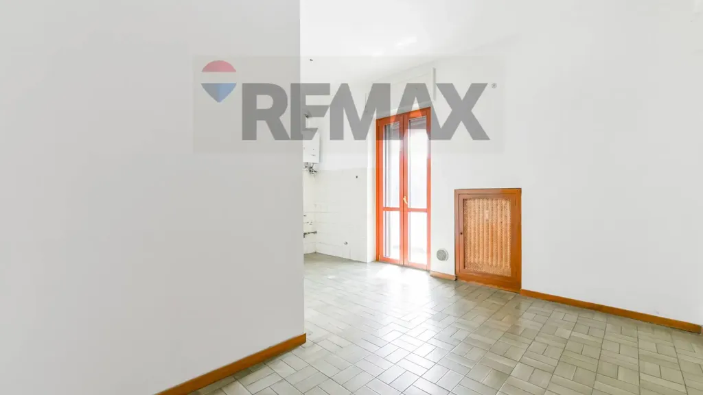 Toad - Bright Three-Bedroom with Park Views in Vedano al Lambro