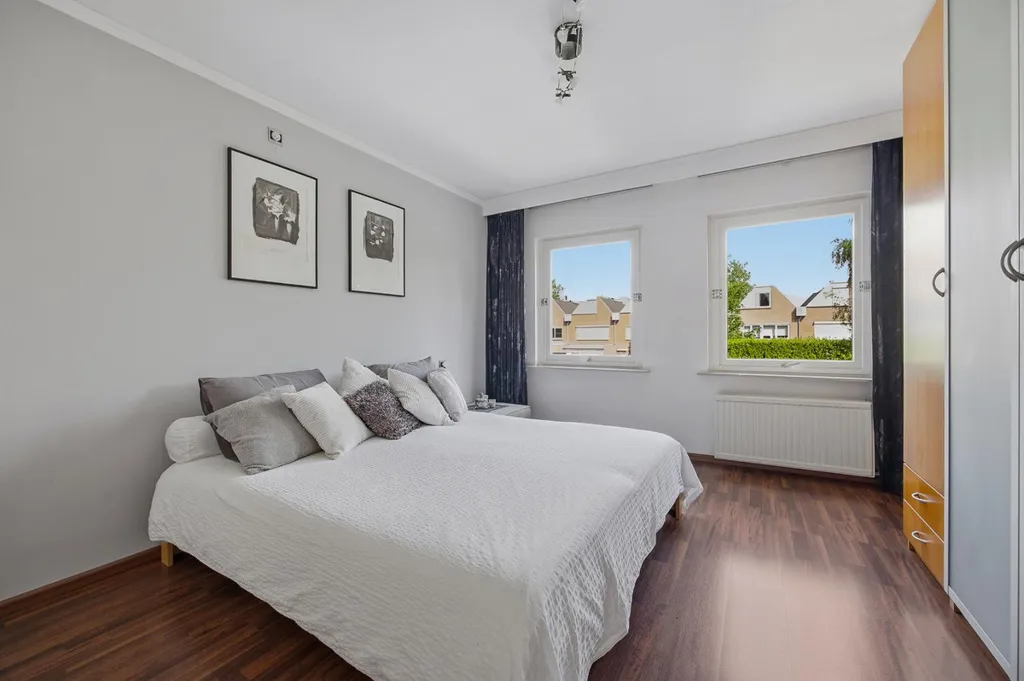 Chambres - Two-Storey House with Garden in Made