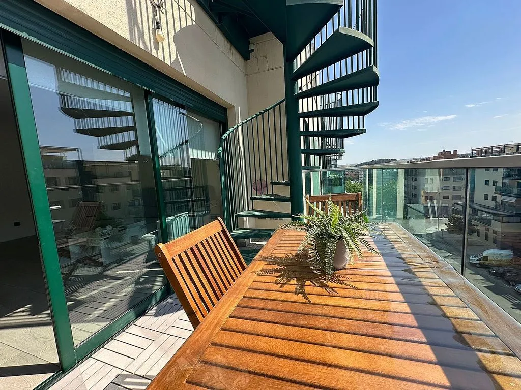 Rõdu - Penthouse with Pool in Arganda del Rey