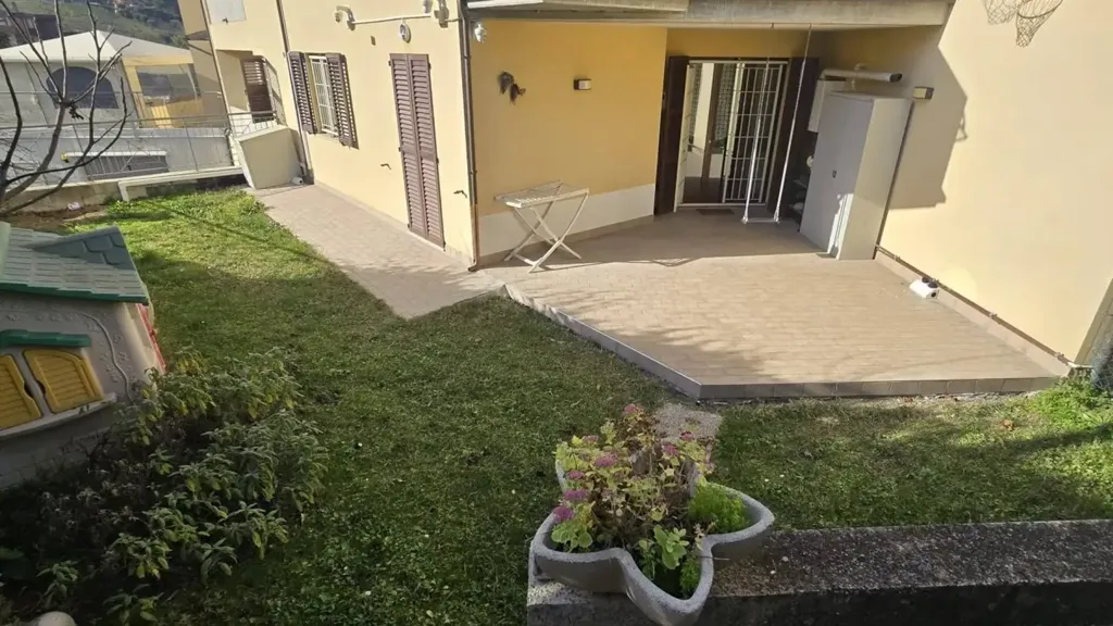 Jardin - Ground Floor Apartment with Garden in Osimo