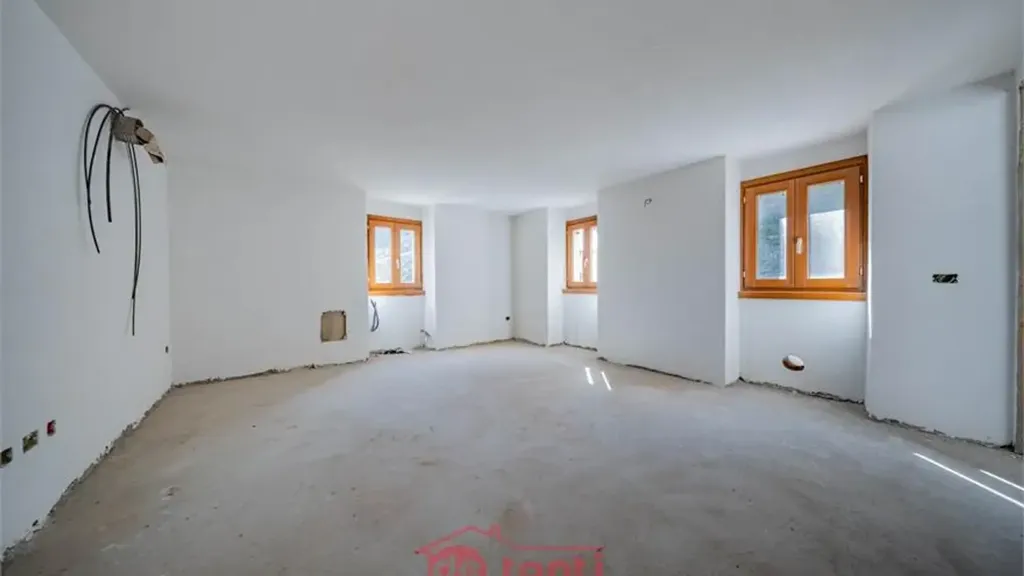 Toad - Two-Bedroom Apartment with Mountain View in Cimaganda
