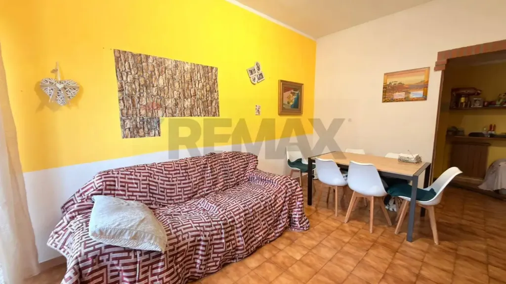 Elutuba - Condo with Balcony in Settala
