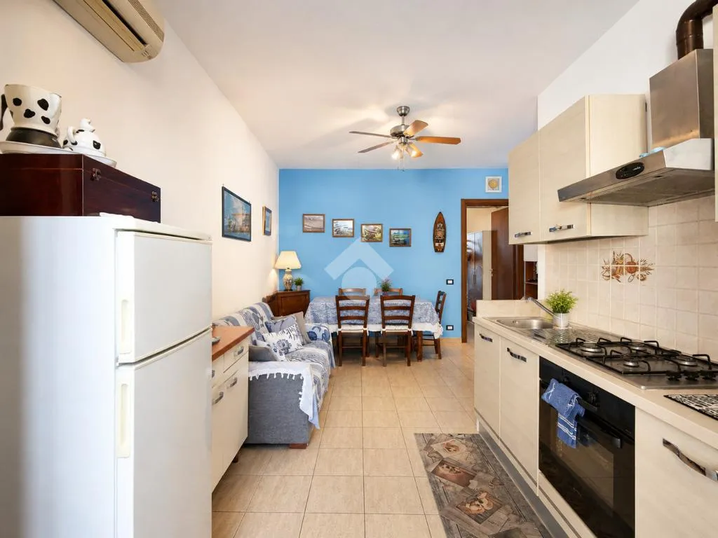 Cuisine - Rustic 3-Bedroom Apartment Near Beach in Ardea