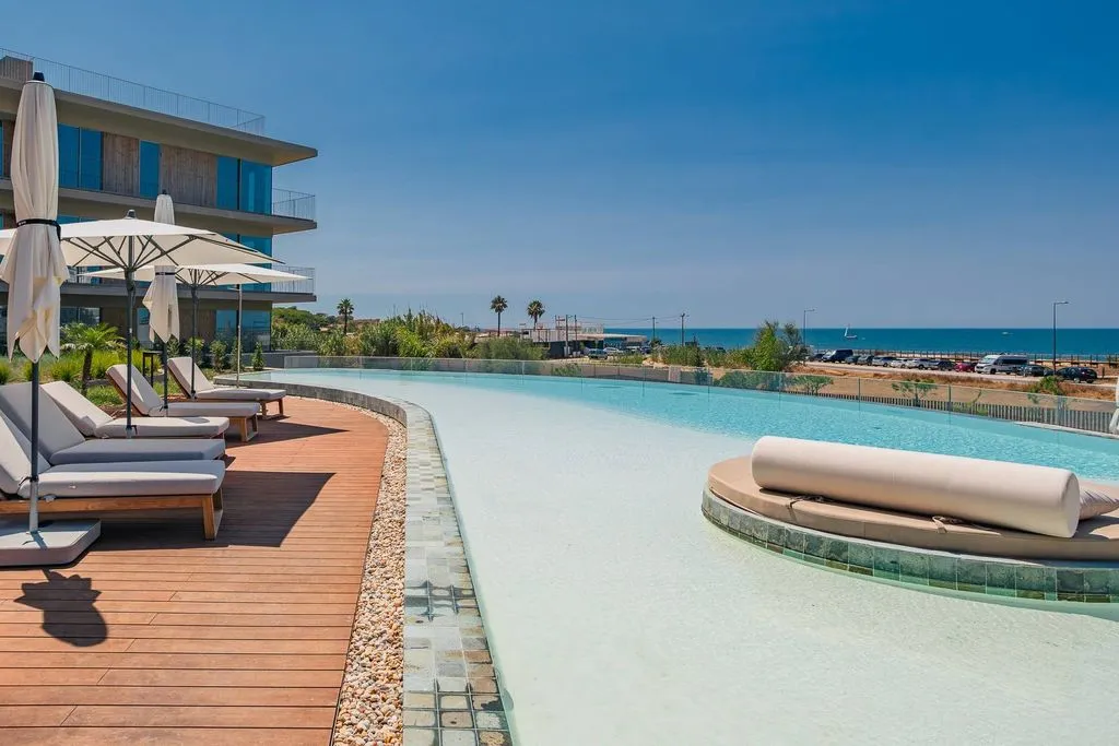 Bassein - Luxury Seafront Apartment in Quarteira