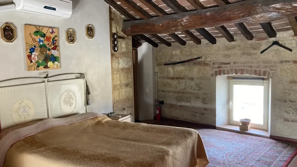 Magamistoad - Villa with Commercial Space in Sala Monferrato