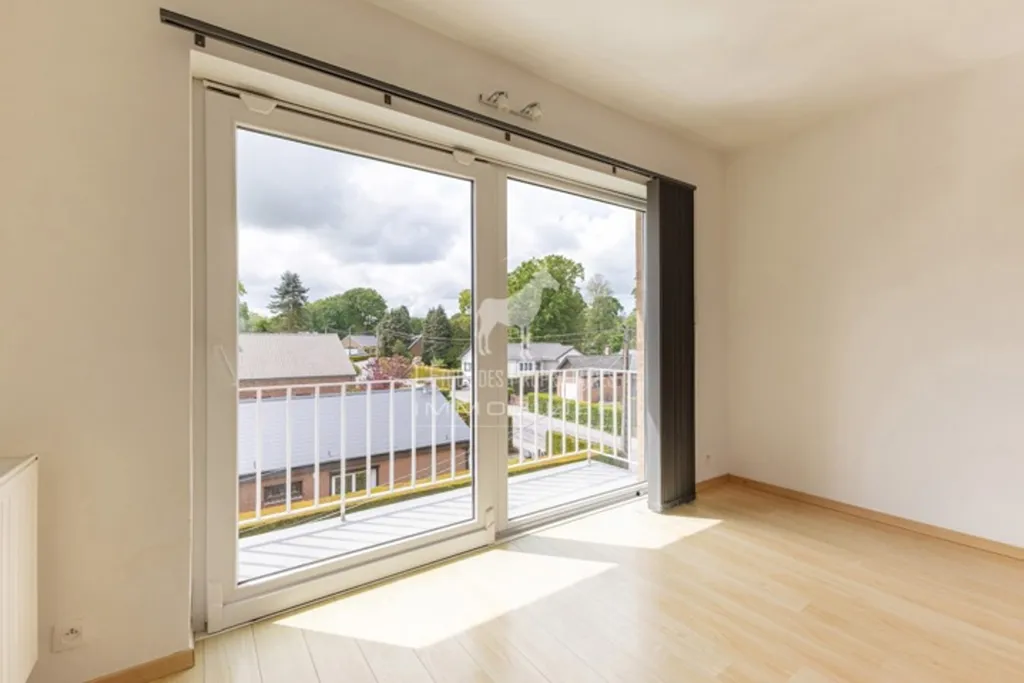Pièces - Appartement 3 chambres avec balcon à Gozée