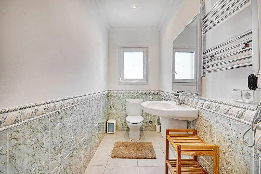 Bathrooms - Chalet with Sea View and Pool in Cap Martí