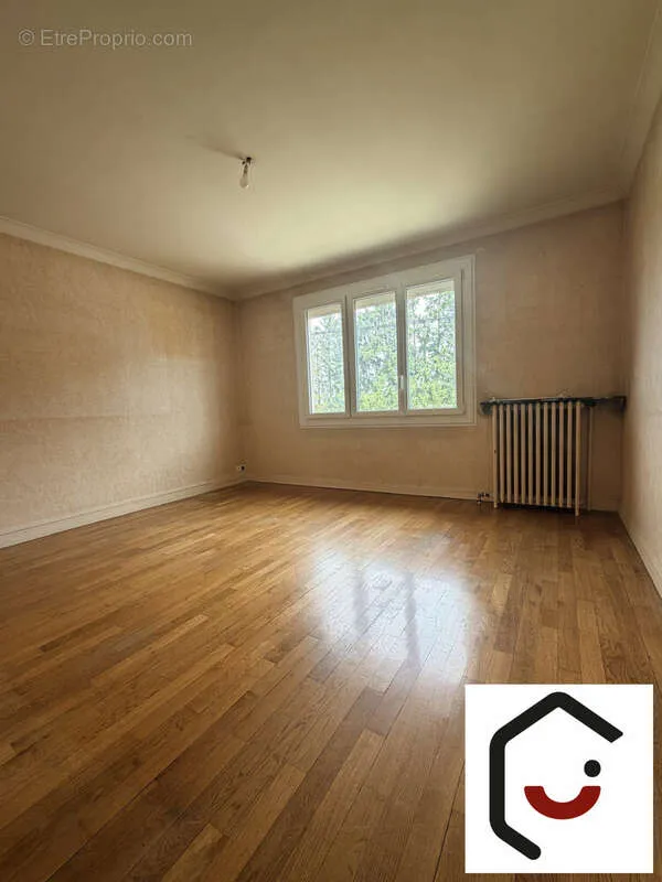 Séjour - Pavillon T3 avec Jardin à Nemours