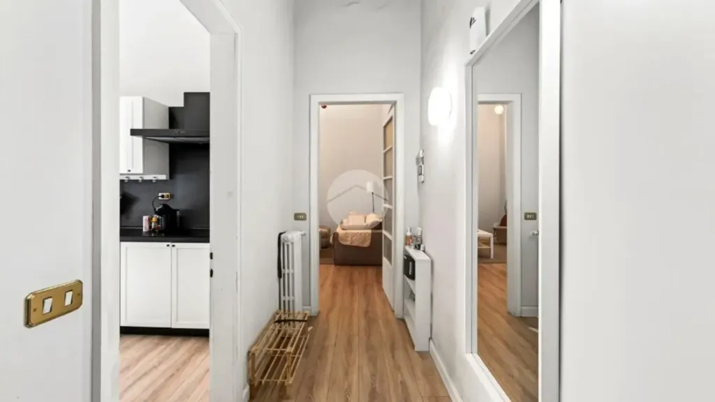 Entrée - Spacious 2-Bedroom Apartment in Brescia