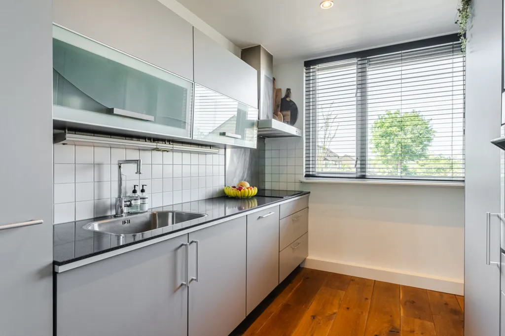 Cuisine - Maisonnette with Garden View in Linschoten