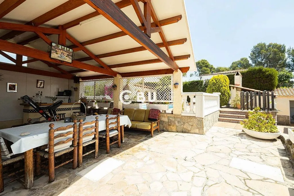 Terrasse - Chalet with Pool and Terrace in Abrera
