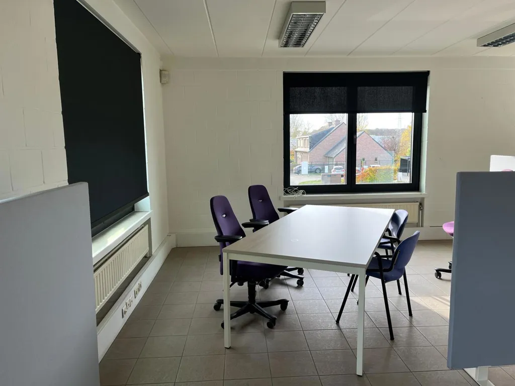 Bureau - Espace Commercial avec Stockage à Boortmeerbeek