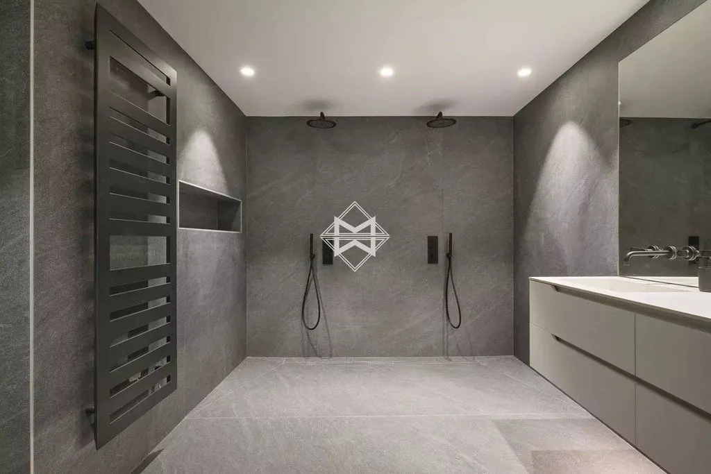 Salles de bain - Villa Luxueuse avec Piscine à La Croix-Valmer